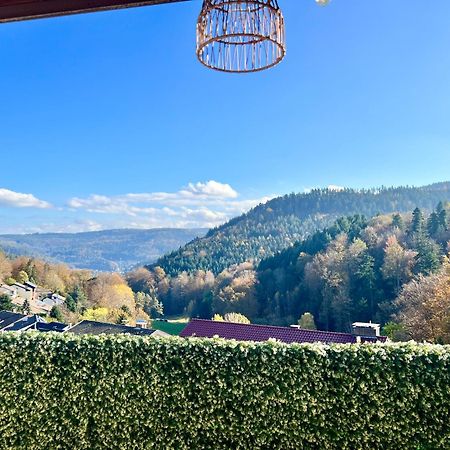 Apartamento Wohnen Im Schwarzwald Mit Panoramablick Bad Herrenalb Exterior foto