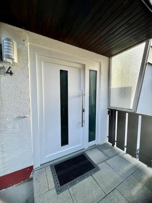 Apartamento Wohnen Im Schwarzwald Mit Panoramablick Bad Herrenalb Exterior foto